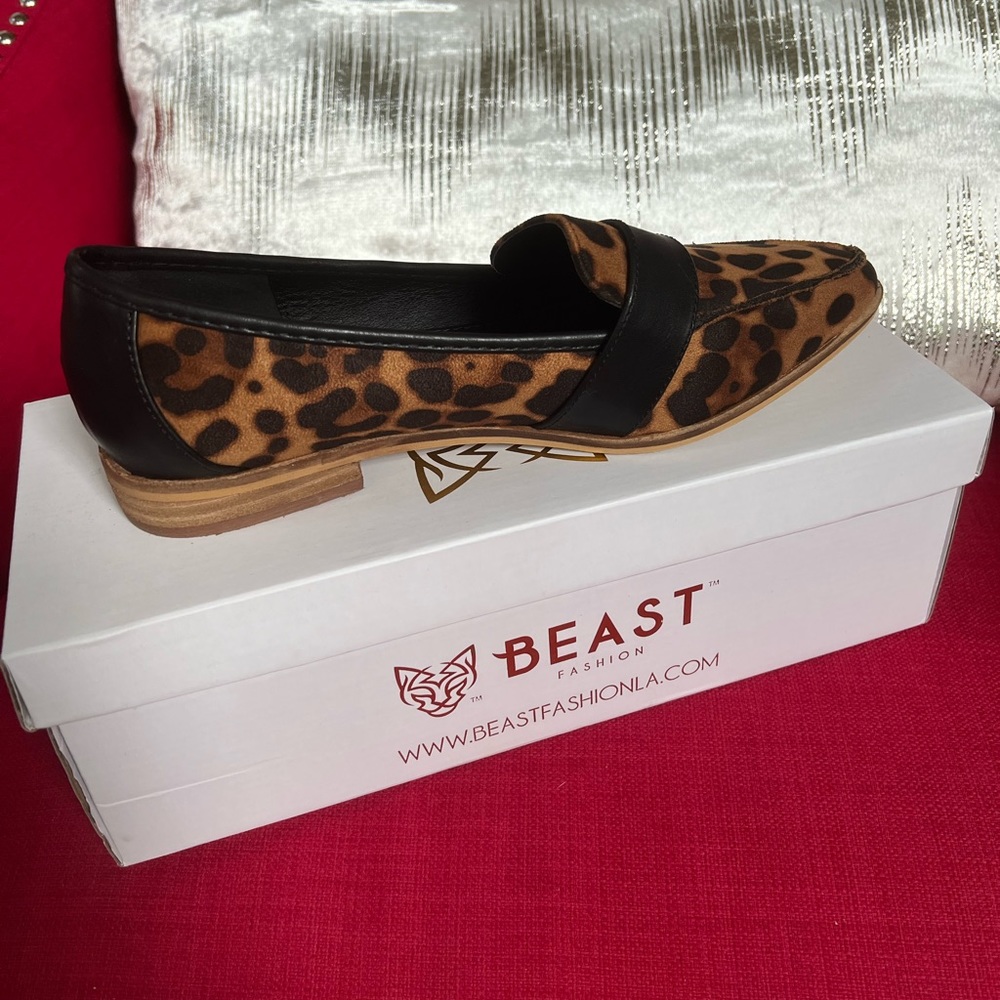 Beast Fashion pointy toe slip on loafer flat